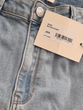 Indigo Six Light Denim Mid-Rise Skinny Jeans- 28/6